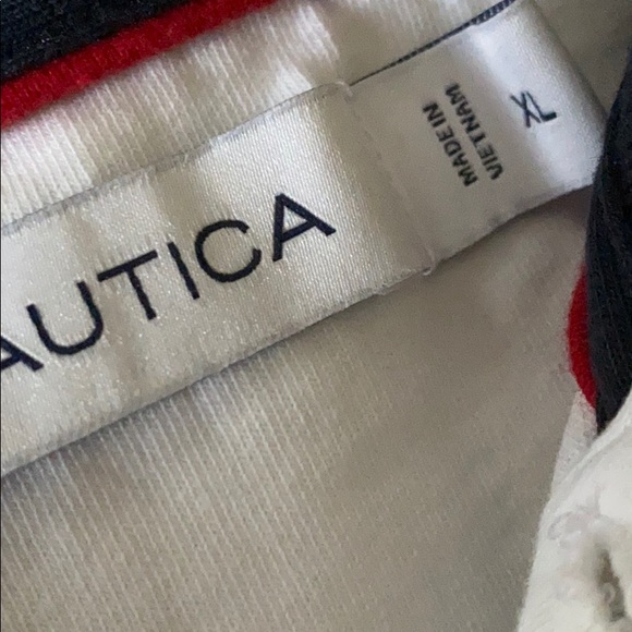 Nautica  T - Picture 2 of 7